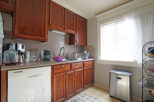 407 Mingo Way, Lathrop CA  95330-9533 exterior