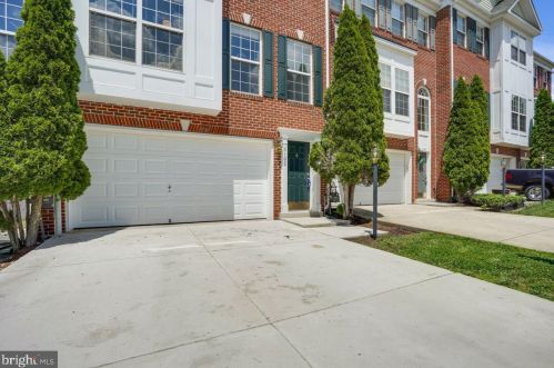 6102 Popes Creek Pl, Haymarket VA  20169-5421 exterior