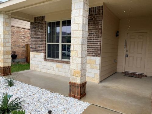 3044 Wakecrest Dr, Fort Worth TX  76108-6999 exterior