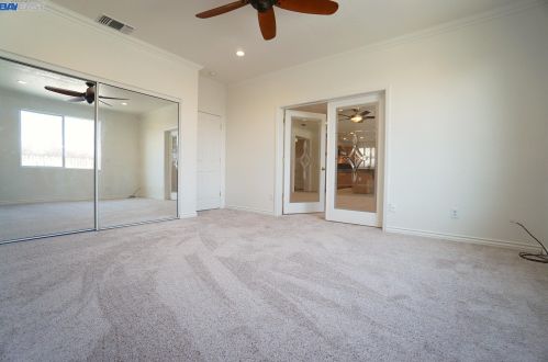 682 Vasconcellos Ave, Manteca CA  95336-8546 exterior