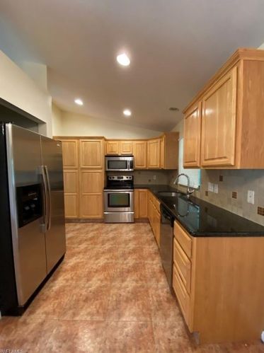 1207 Glenn Ave, Lehigh Acres, FL 33972-3134