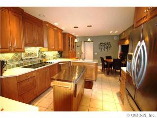 662 Cove Dr, Webster, NY 14580-3903