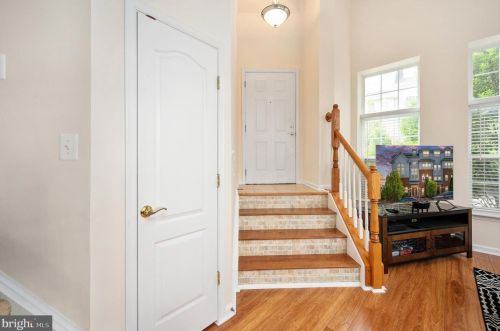 14586 Marlow St, Gainesville VA  20155-4033 exterior