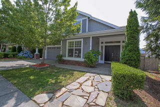 34901 Curtis Dr, Snoqualmie, WA 98065-9359