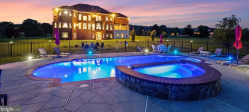 15840 Parnell Ct, Haymarket VA  20169-1667 exterior