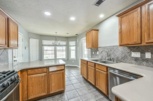 421 Spencer Lndg Ln, Morgans Point TX  77571-9147 exterior