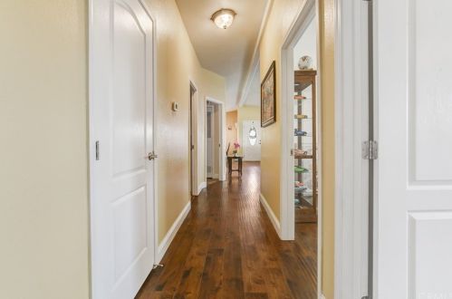 208 Barranca Ave, Glendora CA  91741-3202 exterior