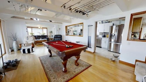 331 Un St, Yarmouth MA 02664-4564 exterior