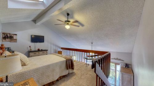 6 Chatham Ct, Dover DE  19901-3909 exterior