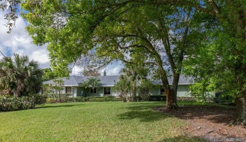 2381 Racquet Club Dr, Palm City, FL 34990-2608