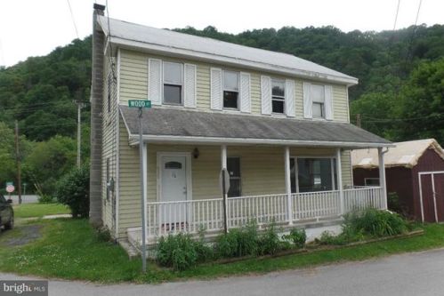 522 Wood St, Hopewell, PA 16650-8327
