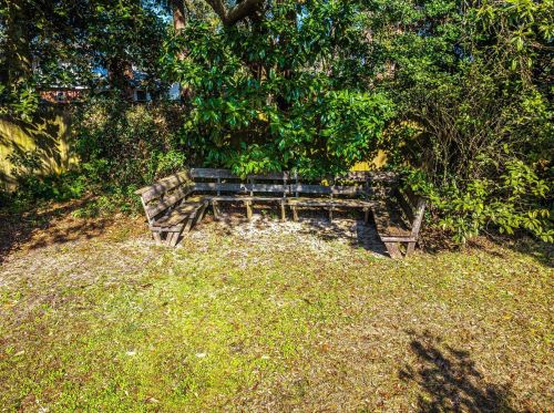 37 Walnut Ave, Shalimar FL  32579-1121 exterior