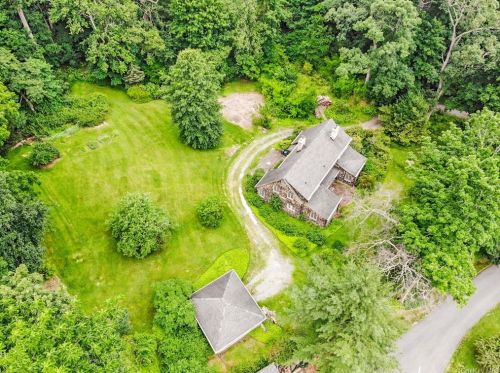 114 Hartsdale Ave, Hartsdale NY  10530-3204 exterior