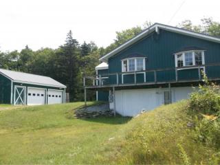 6586 Vt Route 9, Woodford, VT 05201-9444
