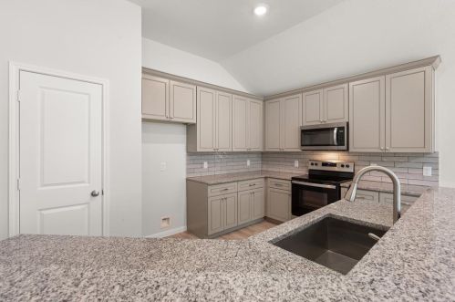 161 Coral Gables, Chita TX  75862-6998 exterior