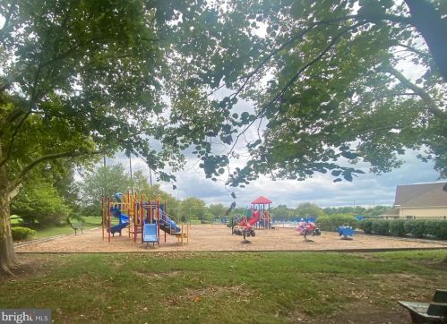 118 Shoal Creek Dr, Blue Bell PA  19422-3250 exterior