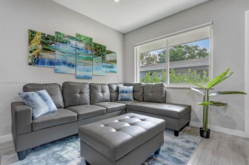 262 12th St, Delray Beach FL  33444-2916 exterior