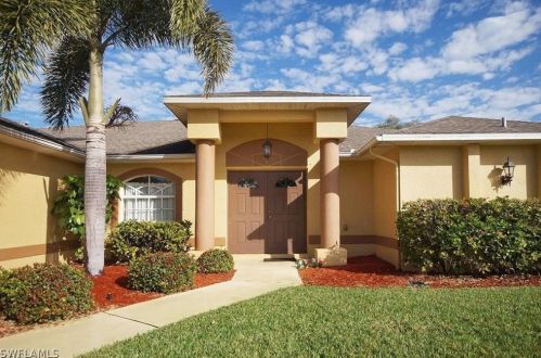1323 37th St, Cape Coral, FL 33914-1501
