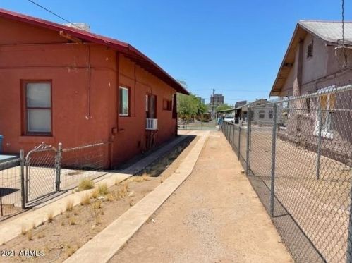 329 12 St, Phoenix AZ 85086-6477 exterior