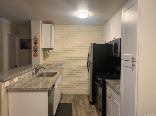 4727 147th St, Lawndale CA  90260-1368 exterior