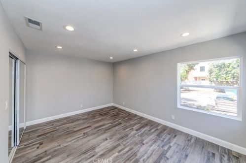 4567 120th St, Hawthorne CA  90250-2965 exterior