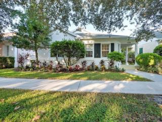 175 Paradise Cir, Jupiter, FL 33458-2853