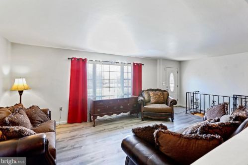 414 Old Country Club Rd, Charles Town WV  25414-5826 exterior