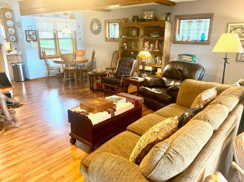 5375 Quaas Dr, West Bend WI  53095-8719 exterior