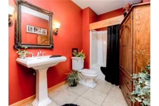 1610 Pinewood Ct, Ivy, IA 50009-2499