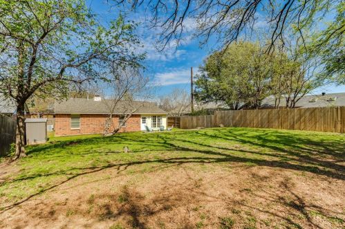 2012 Paisley St, Denton TX  76209-4755 exterior