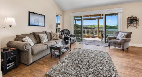 4821 Vigilant Way, Carlsbad CA  92008-3788 exterior