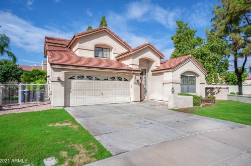 5759 Drake Ct, Chandler, AZ 85226-1811