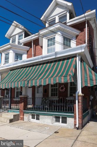 33 Rambo St, Norristown, PA 19405-1411