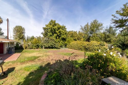 521 Sunnyside Ave, Redlands CA  92373-5635 exterior