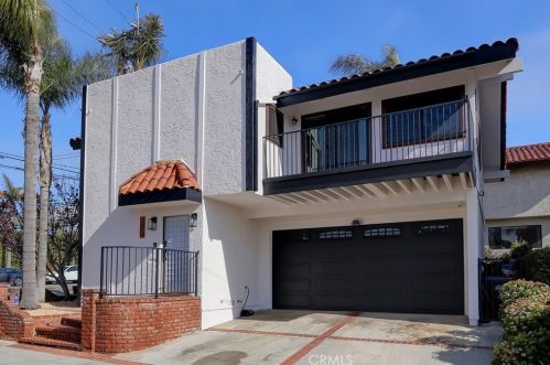 220 Beryl St, Redondo Beach CA  90277-2111 exterior