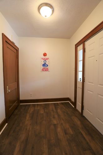 30 Eastern Ave, Covington KY 41018-1922 exterior