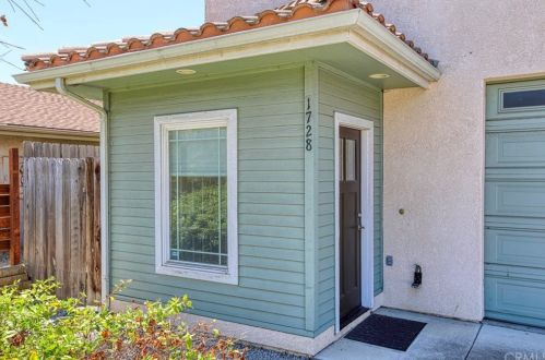 1728 Newport Ave, Pismo Beach, CA 93433-1828