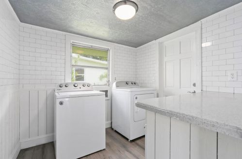 3331 Monte Vista St, Fort Pierce FL  34952-6122 exterior