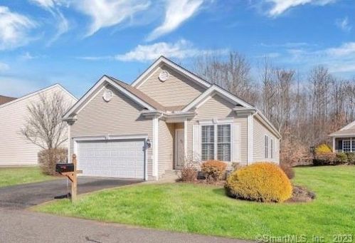 25 Wadsworth Ln, Wallingford, CT 06492-2876