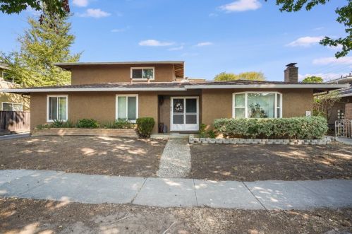 705 Valley Dr, Campbell, CA 95008-5033