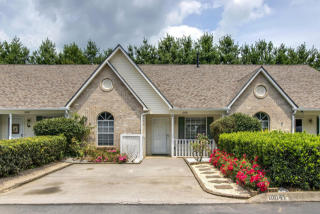 10041 Bellflower Way, Knoxville, TN 37932-3726