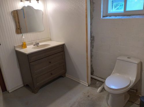 7604 Us Highway 42, Florence KY  41042-1474 exterior