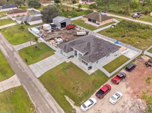 3407 27th St, Lehigh Acres, FL 33976-3929