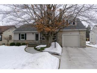 761 Congress St, Neenah, WI 54956-3419