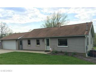9746 Kleski Rd, Uhrichsville, OH 44683-6548