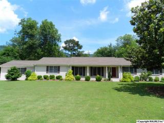 9303 Valley Ln, Huntsville, AL 35803-1323