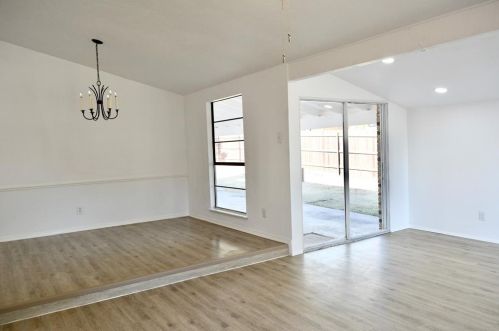 4721 Strickland Ave, Frisco TX 75056-2091 exterior