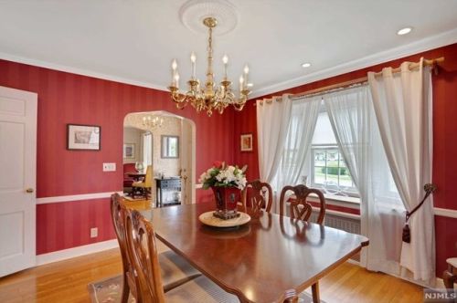 455 Columbia Blvd, Wood-Ridge NJ  07075-1601 exterior