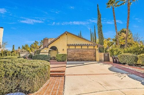 25902 Matel Rd, Santa Clarita, CA 91355-1903