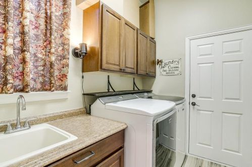 3133 Myrtice Dr, Lewisville TX  75022-0968 exterior